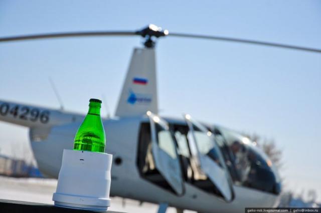 Как открыть бутылку вертолетом (14 фото)